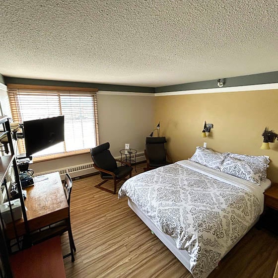 Bedroom at the Astoria Hotel in Jasper, Canada