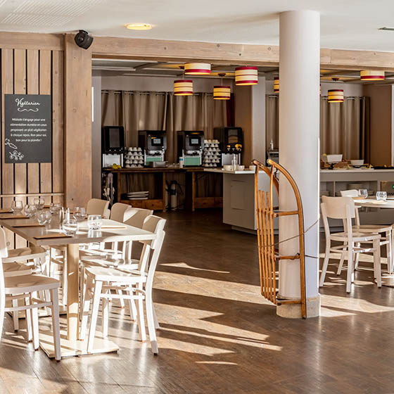 The dining area at the Village Club Miléade in Val Cenis, France